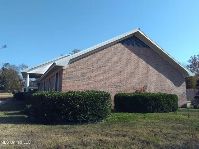 $199,500 | 200 Flemming Lane, Indianola, MS 38751