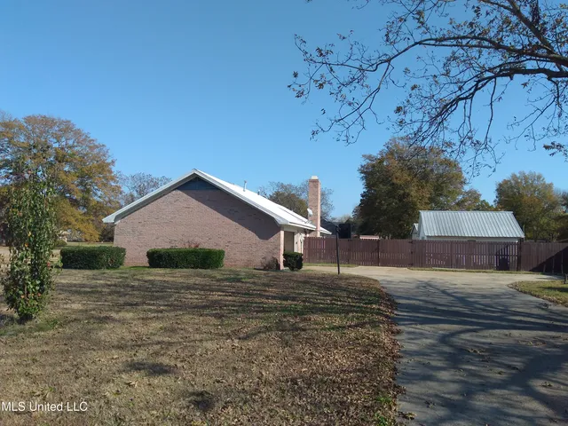 $199,500 | 200 Flemming Lane, Indianola, MS 38751