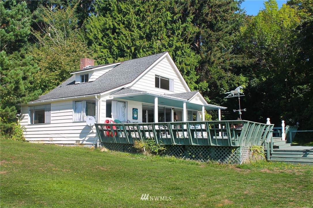 11635 Southwest Shawnee Road Vashon, WA 98070 - Photo 1 of 23