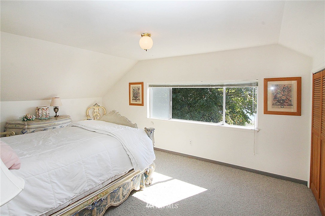 11635 Southwest Shawnee Road Vashon, WA 98070 - Photo 17 of 23
