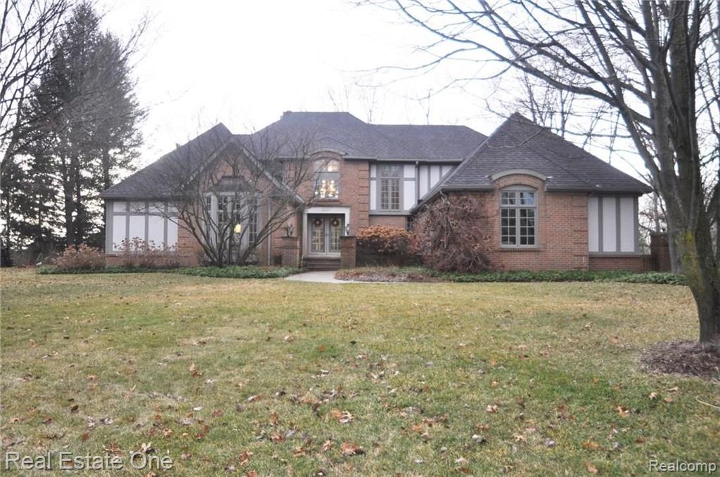 6360 Peach Tree Court Rochester Hills, MI 48306 - Photo 4 of 55