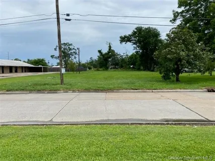 $110,000 | 112 Darbonne Street, Sulphur, LA 70663