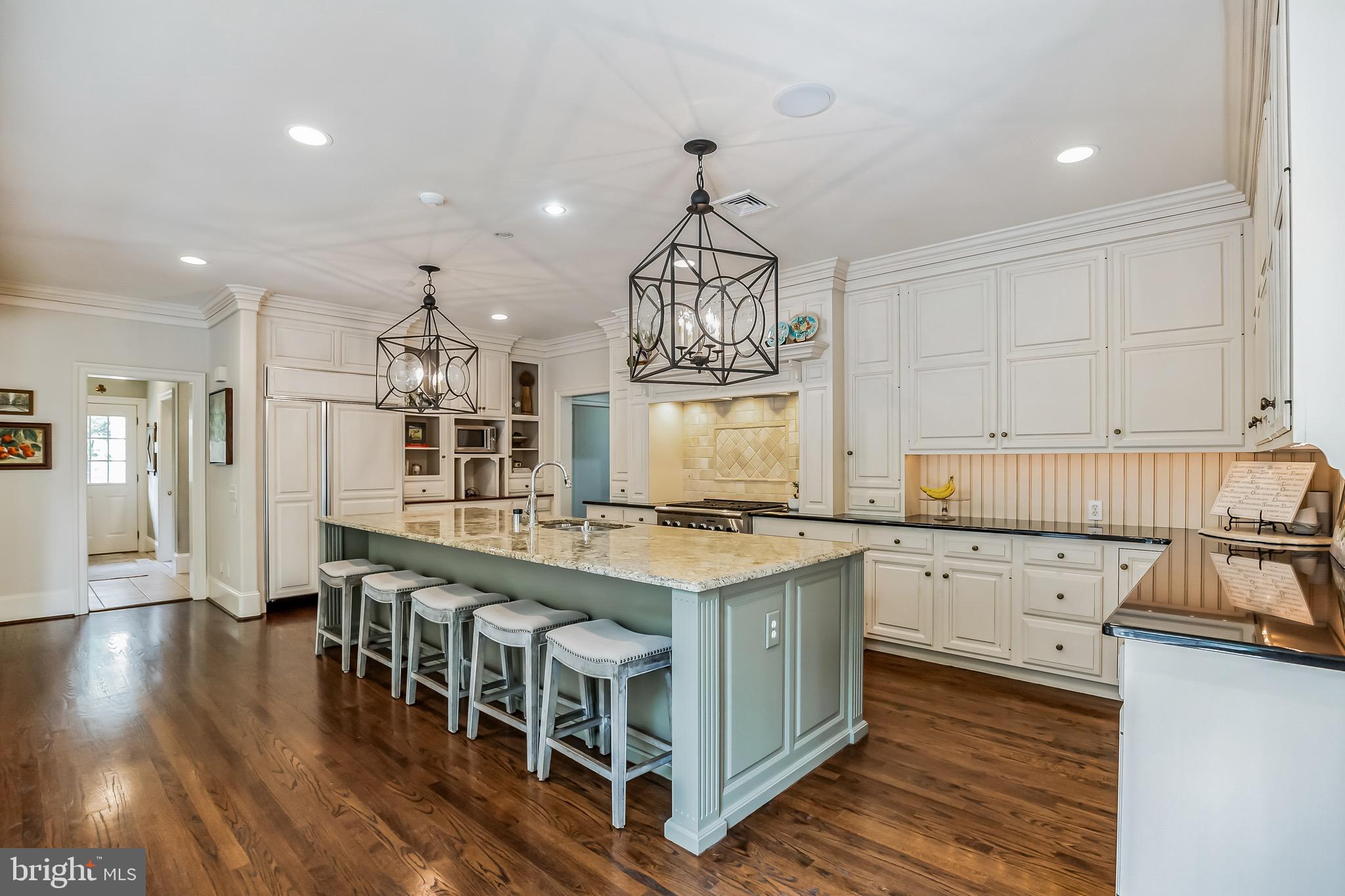 129 Brooke Farm Road Wayne, PA 19087 - Photo 15 of 53 12' island kitchen