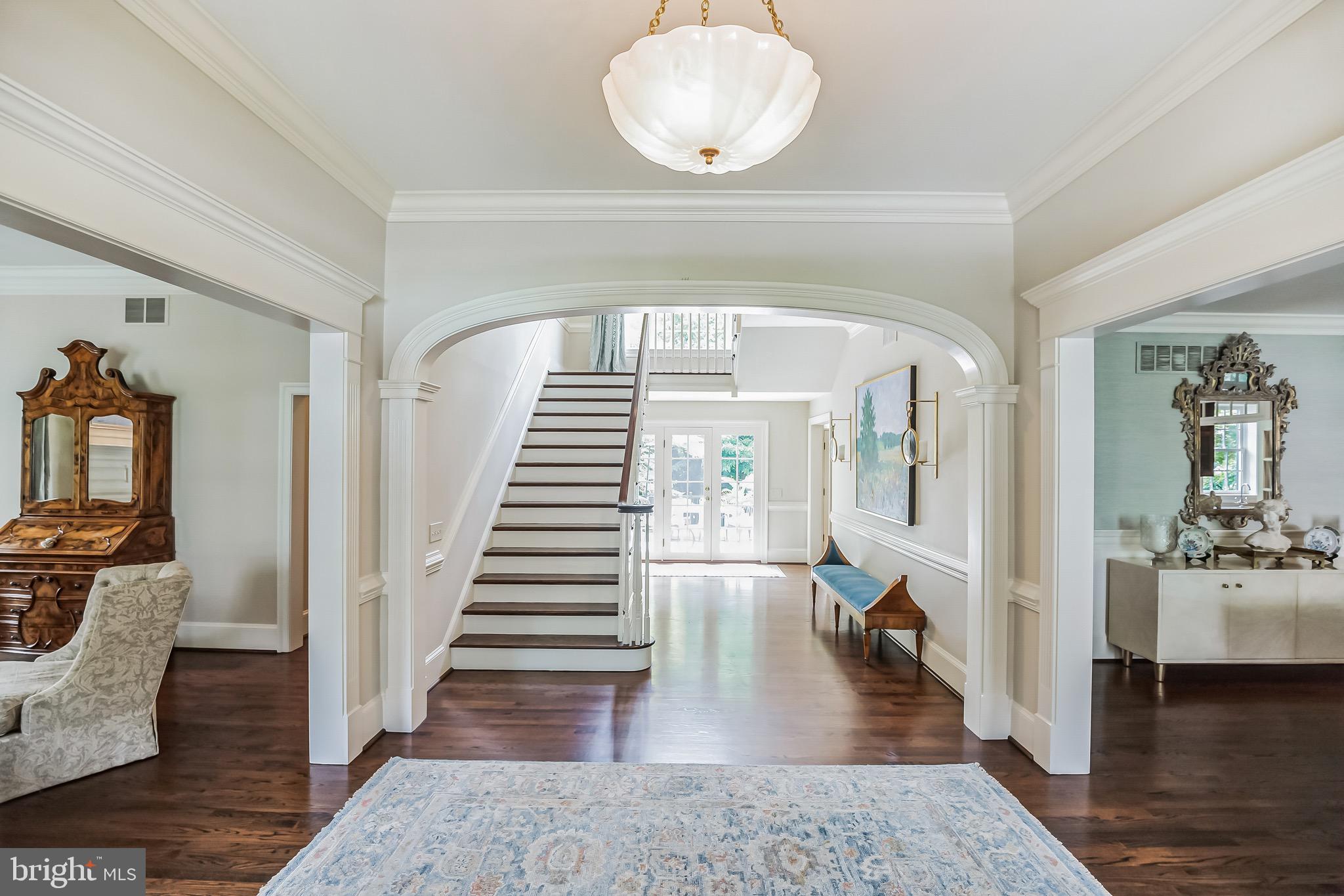 129 Brooke Farm Road Wayne, PA 19087 - Photo 4 of 53 Foyer