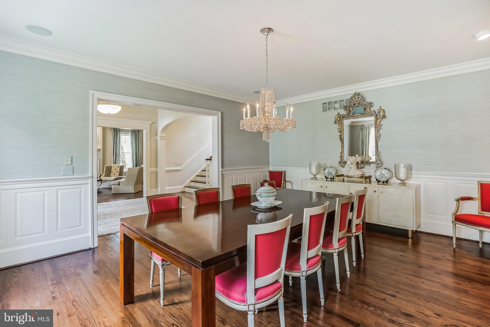 129 Brooke Farm Road Wayne, PA 19087 - Photo 8 of 53 Formal Dining Room