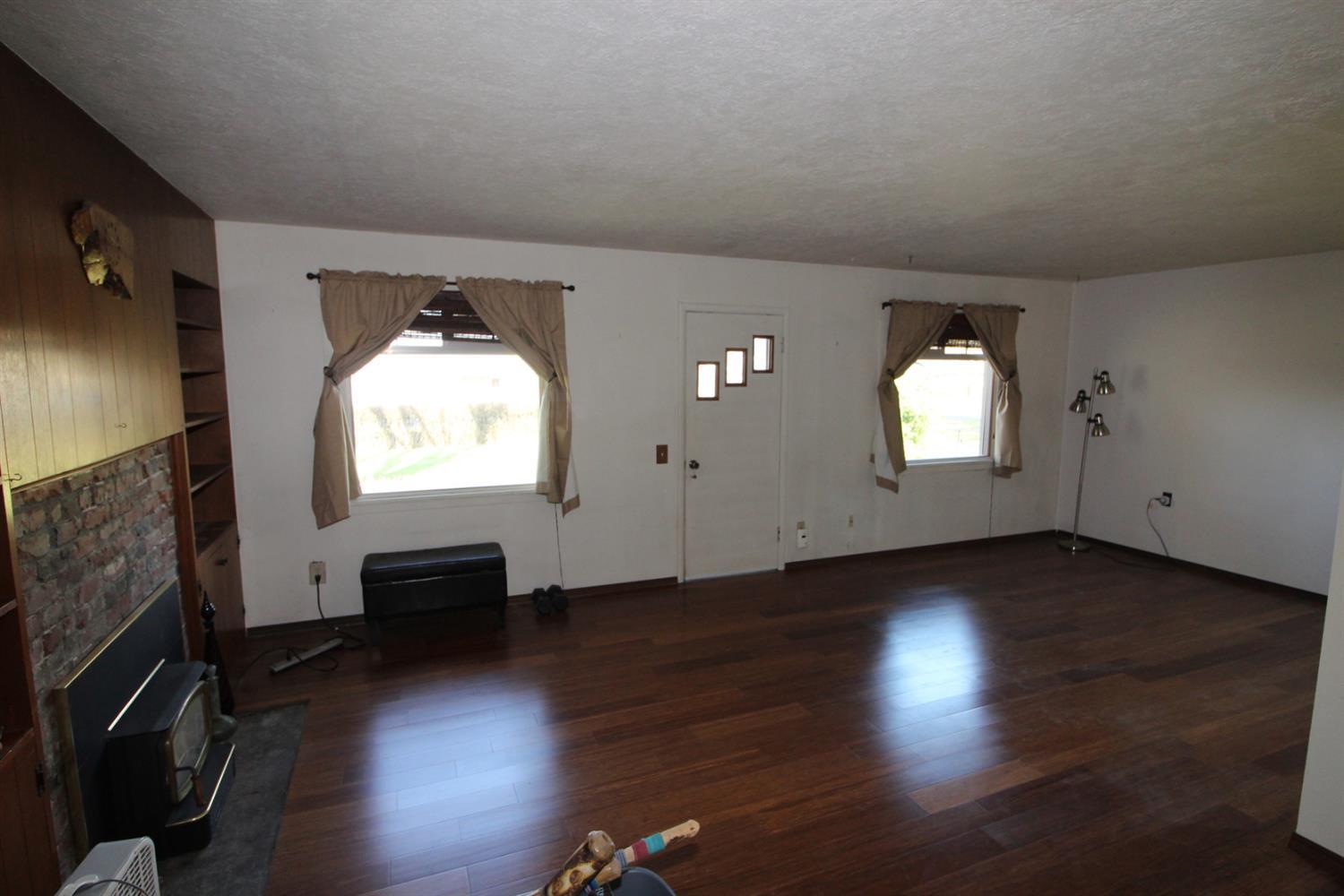 2030 Spring Street Medford, OR 97504 - Photo 10 of 25 Additional Photo