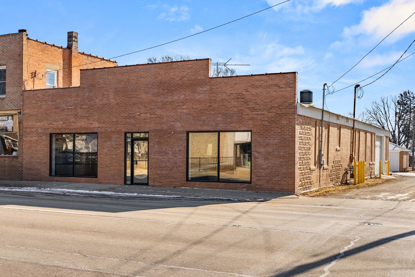 1207 East 4th Street Sterling, IL 61081 - Photo 2 of 21