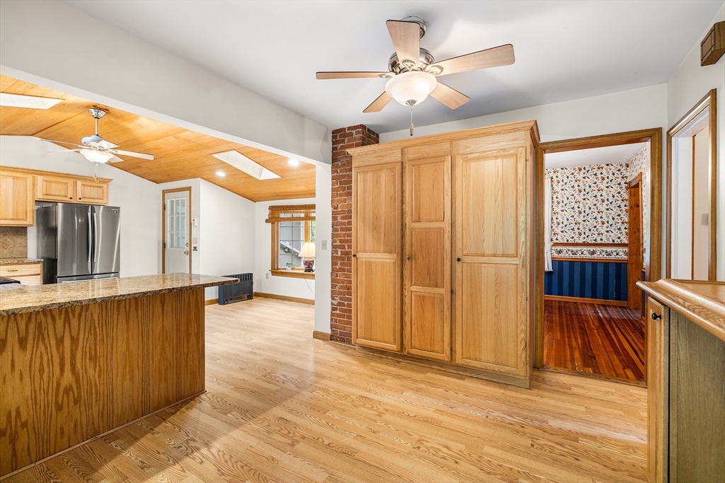 62 Circle Road Longmeadow, MA 01106 - Photo 15 of 42