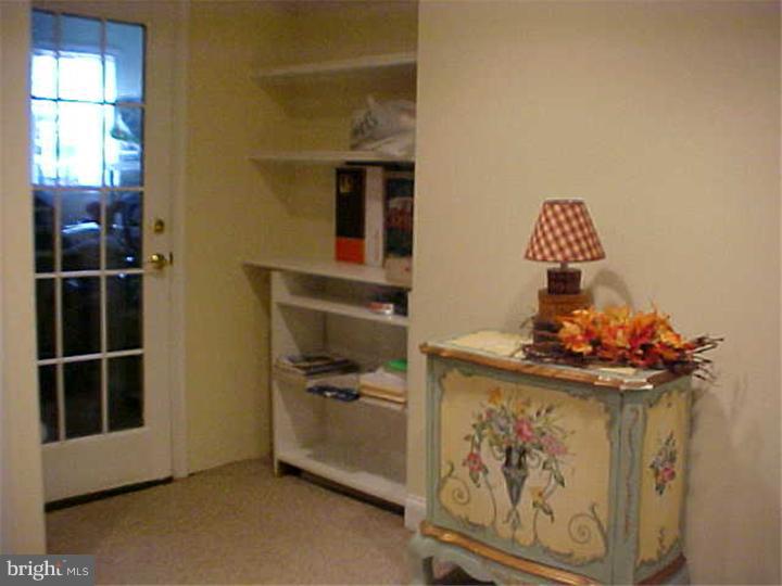 102 Morgan Road Aston, PA 19014 - Photo 6 of 25 Gallery Image 6