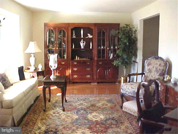 102 Morgan Road Aston, PA 19014 - Photo 7 of 25 Gallery Image 7