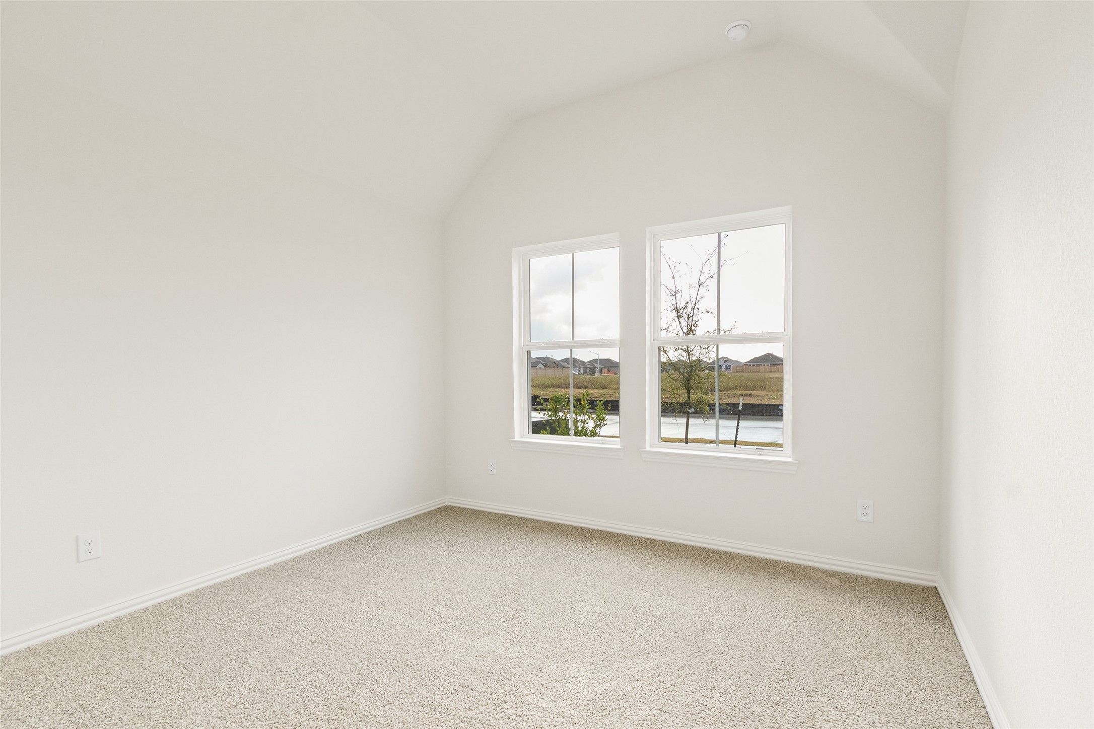 431 Fields Forest Lane Dayton, TX 77535 - Photo 29 of 36 an empty room with a window