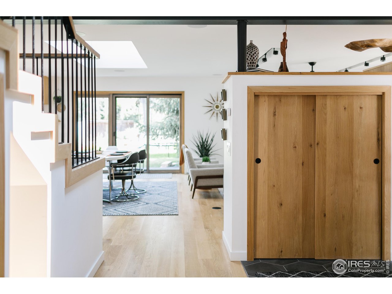 2600 West Prospect Road Fort Collins, CO 80526 - Photo 6 of 40 a living room with furniture and a table