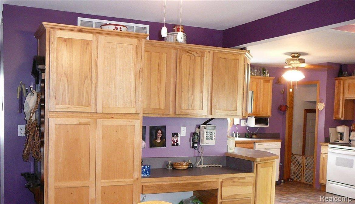 2201 Byron Road Howell, MI 48855 - Photo 10 of 23 Cabinets in Dining Area
