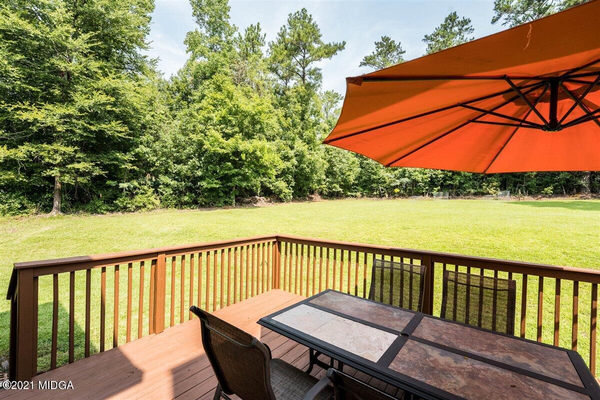 224 Carsons Walk Macon, GA 31206 - Photo 29 of 41 a view of a two chairs on the roof deck