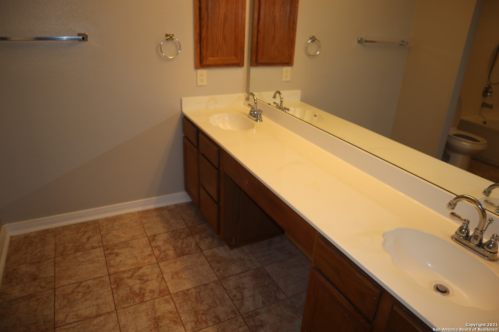 1731 County Cork Road San Antonio, TX 78251 - Photo 23 of 39