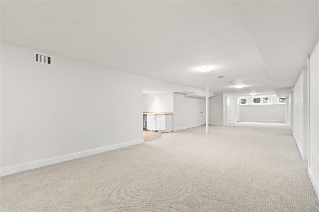 152 Partridge Lane Concord, MA 01742 - Photo 33 of 38