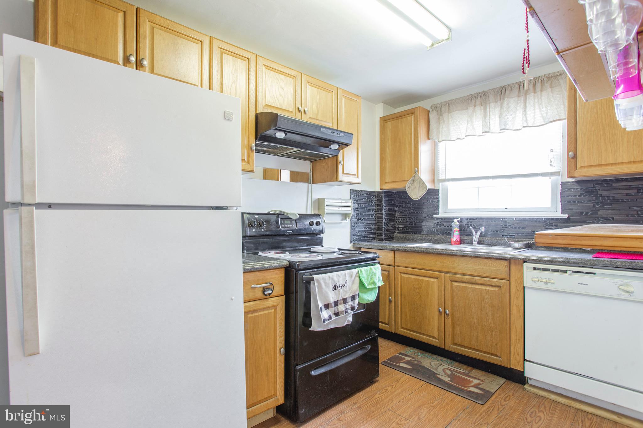 315 Wiltshire Road Upper Darby, PA 19082 - Photo 9 of 26 Gallery Image 9