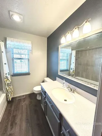 $850,000 | 6975 J & S Circle, Nampa, ID 83686