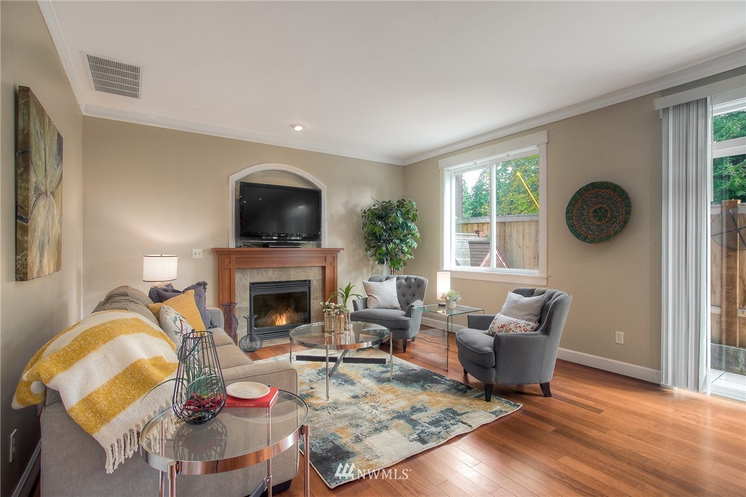 22721 44th Drive Southeast Bothell, WA 98021 - Photo 5 of 24 Gallery Image 5