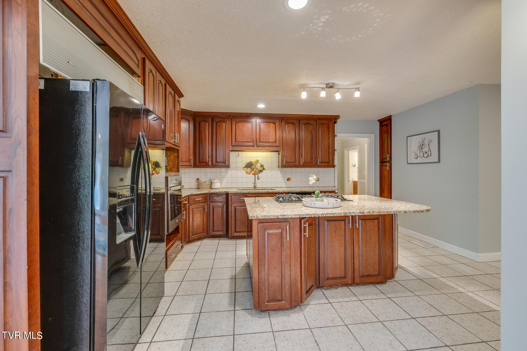 801 Ridgecrest Road Johnson City, TN 37604 - Photo 29 of 73 Kitchen