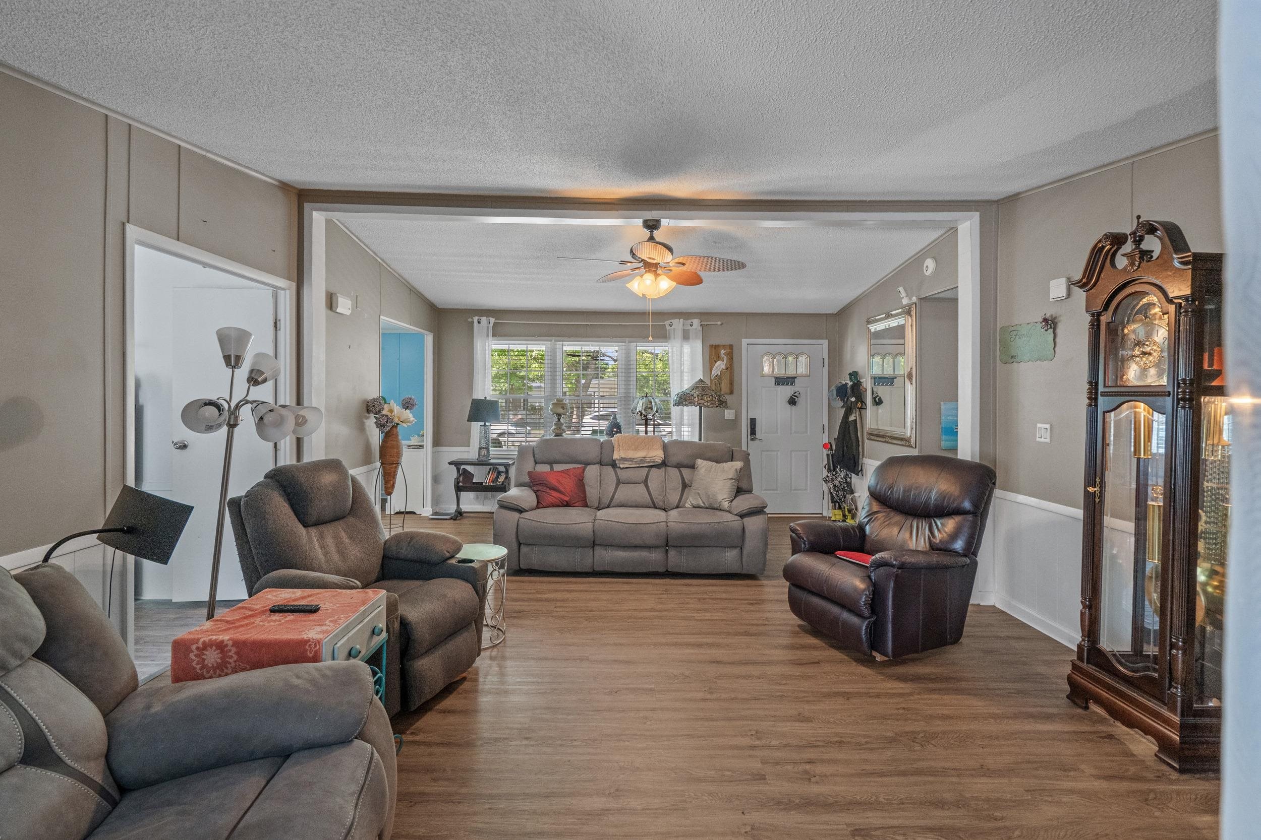 949 South Marlin Circle Murrells Inlet, SC 29576 - Photo 10 of 38