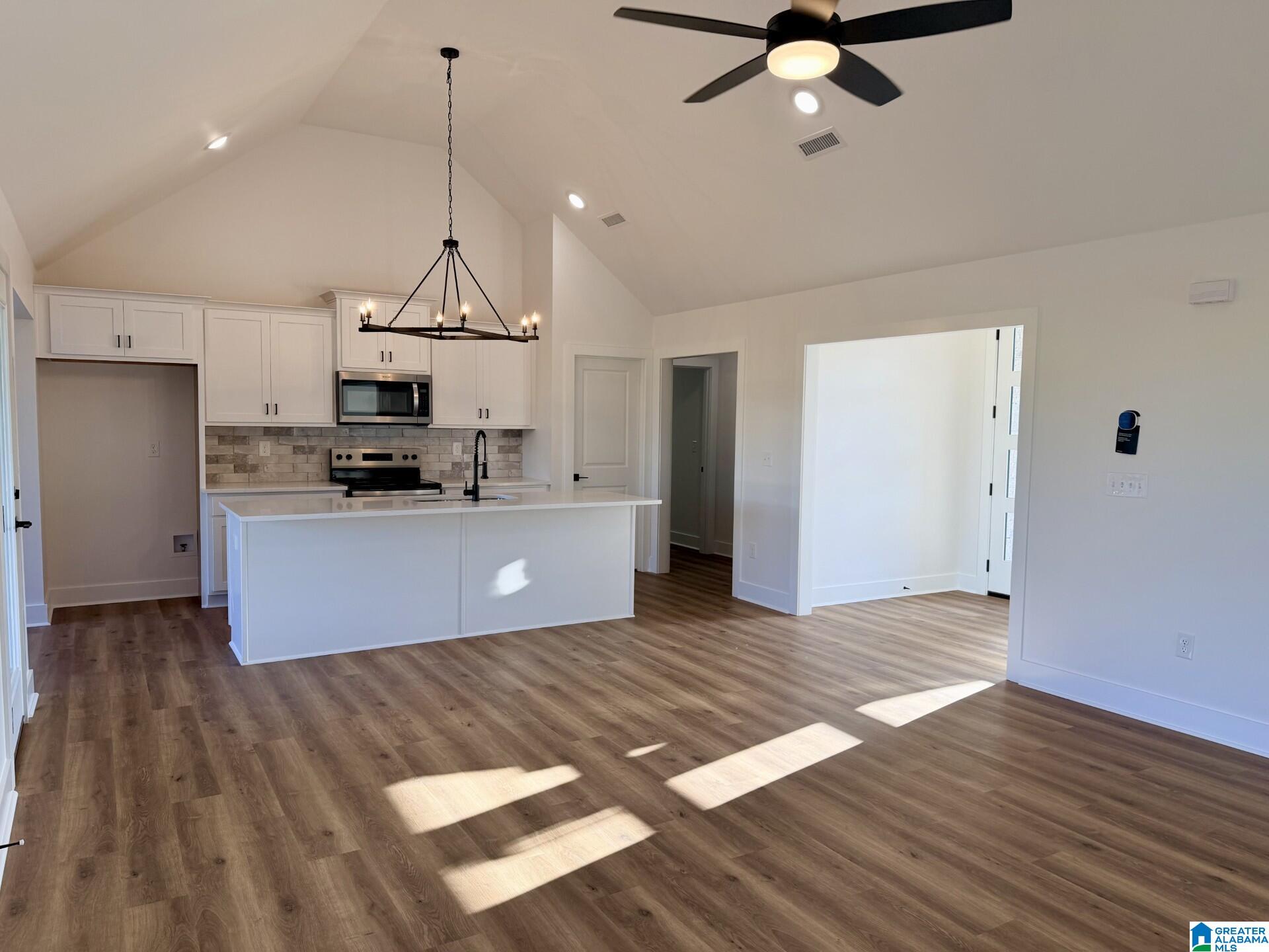 100 Crest Loop Road Clanton, AL 35045 - Photo 8 of 27 Gallery Image 8