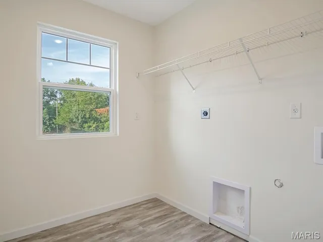 $269,000 | 223 Shoreline Drive, O'Fallon, IL 62269