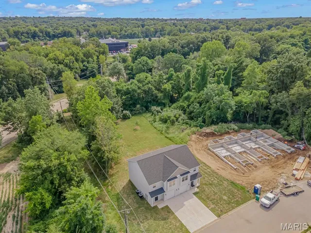 $269,000 | 223 Shoreline Drive, O'Fallon, IL 62269