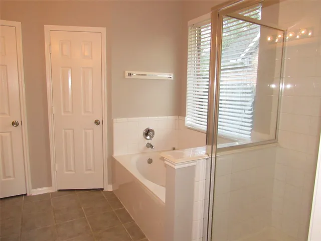 $2,395 | 3519 Englewood Drive, Pearland, TX 77584