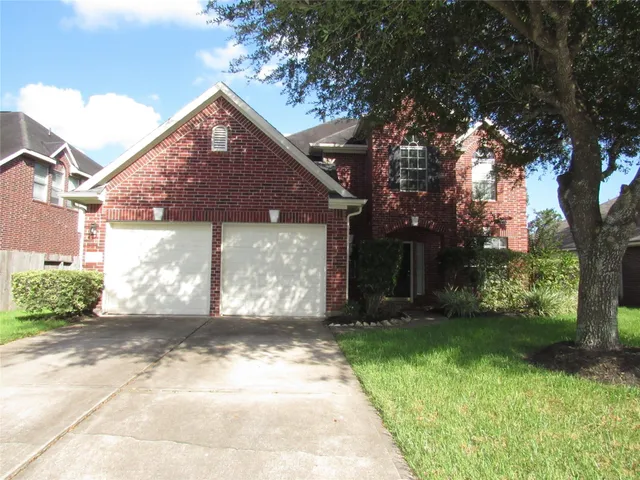 $2,395 | 3519 Englewood Drive, Pearland, TX 77584