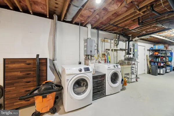 $429,900 | 736 Annapolis Drive, Ruther Glen, VA 22546