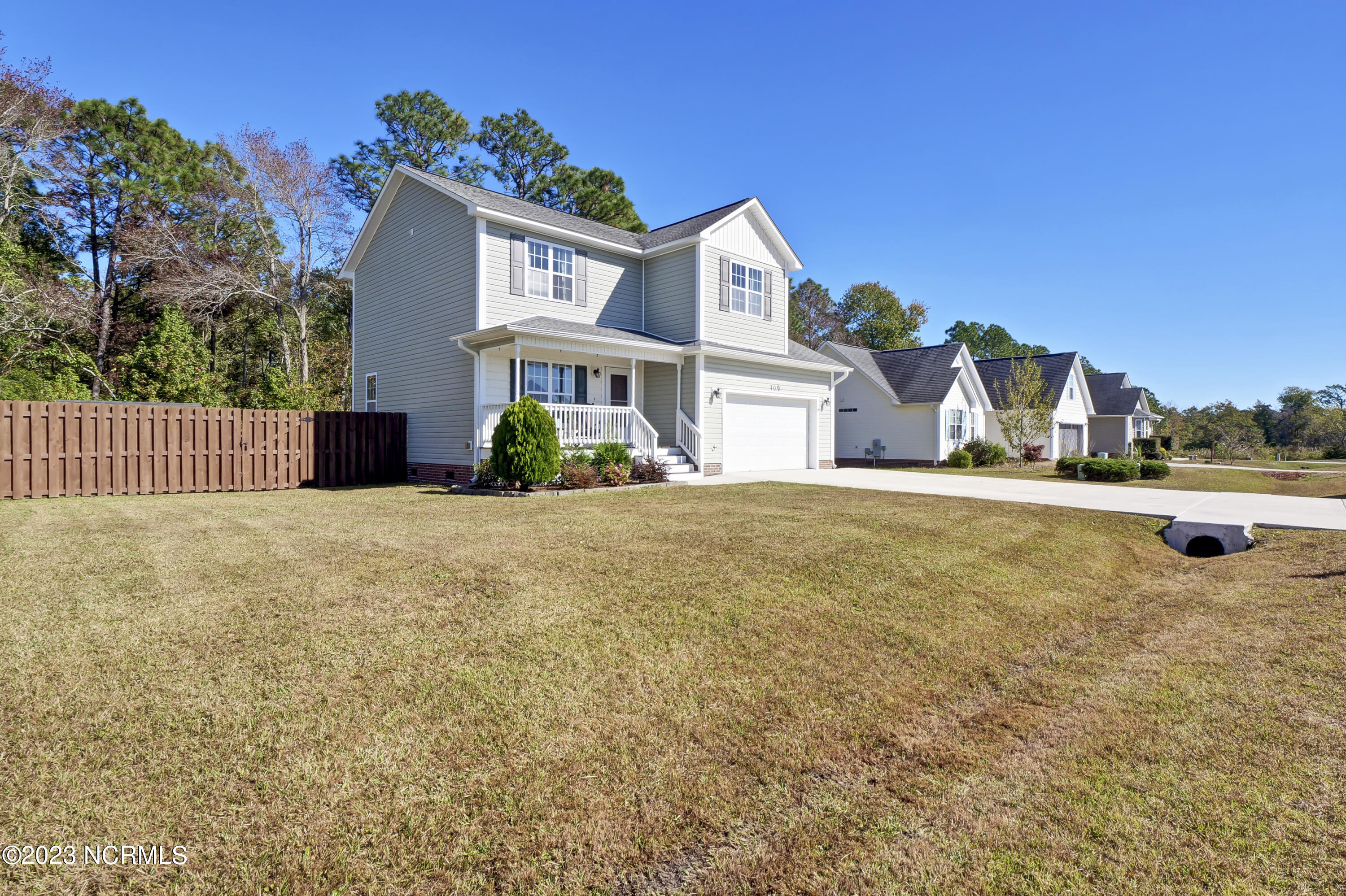 109 Sages Ridge Drive Holly Ridge, NC 28445 - Photo 3 of 30 P1444018