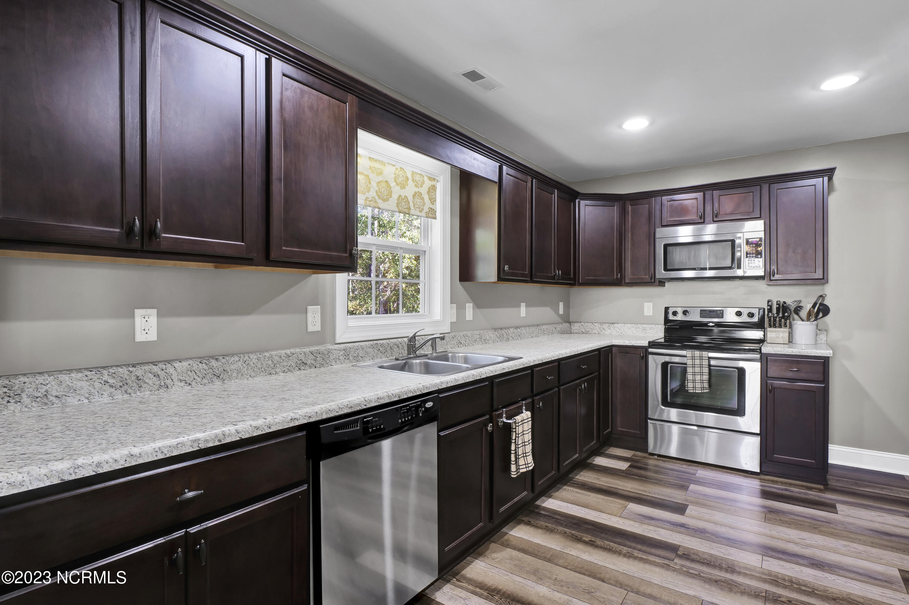 109 Sages Ridge Drive Holly Ridge, NC 28445 - Photo 10 of 30 P1444053