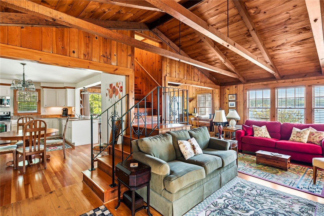 2408 Wave Way Skaneateles, NY 13152 - Photo 9 of 35