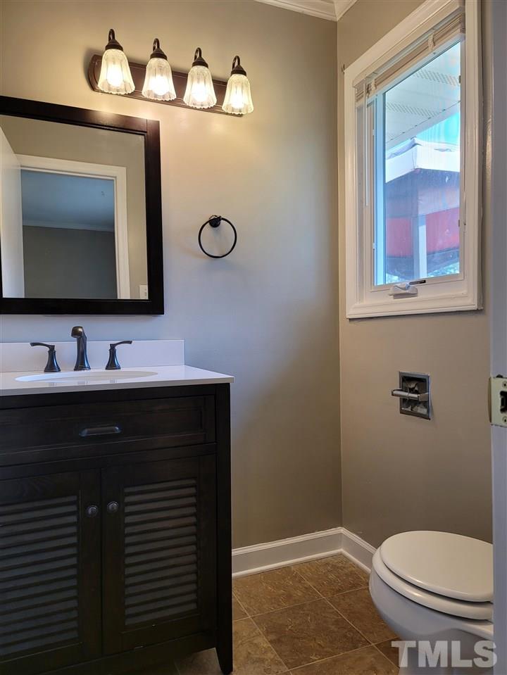 1046 Tarheel Road Benson, NC 27504 - Photo 19 of 27 Gallery Image 19
