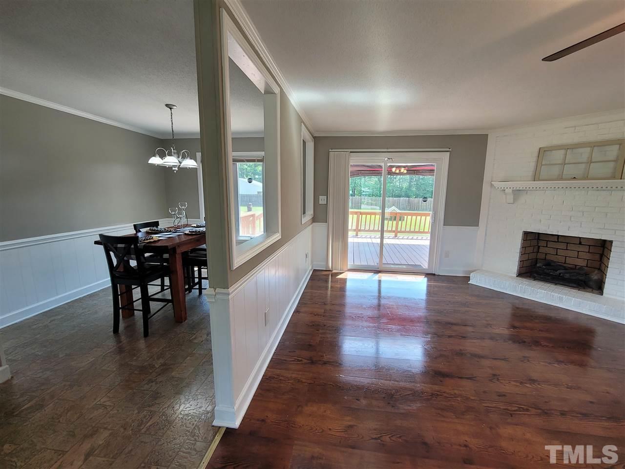 1046 Tarheel Road Benson, NC 27504 - Photo 4 of 27 Gallery Image 4