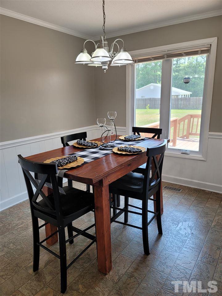 1046 Tarheel Road Benson, NC 27504 - Photo 5 of 27 Gallery Image 5