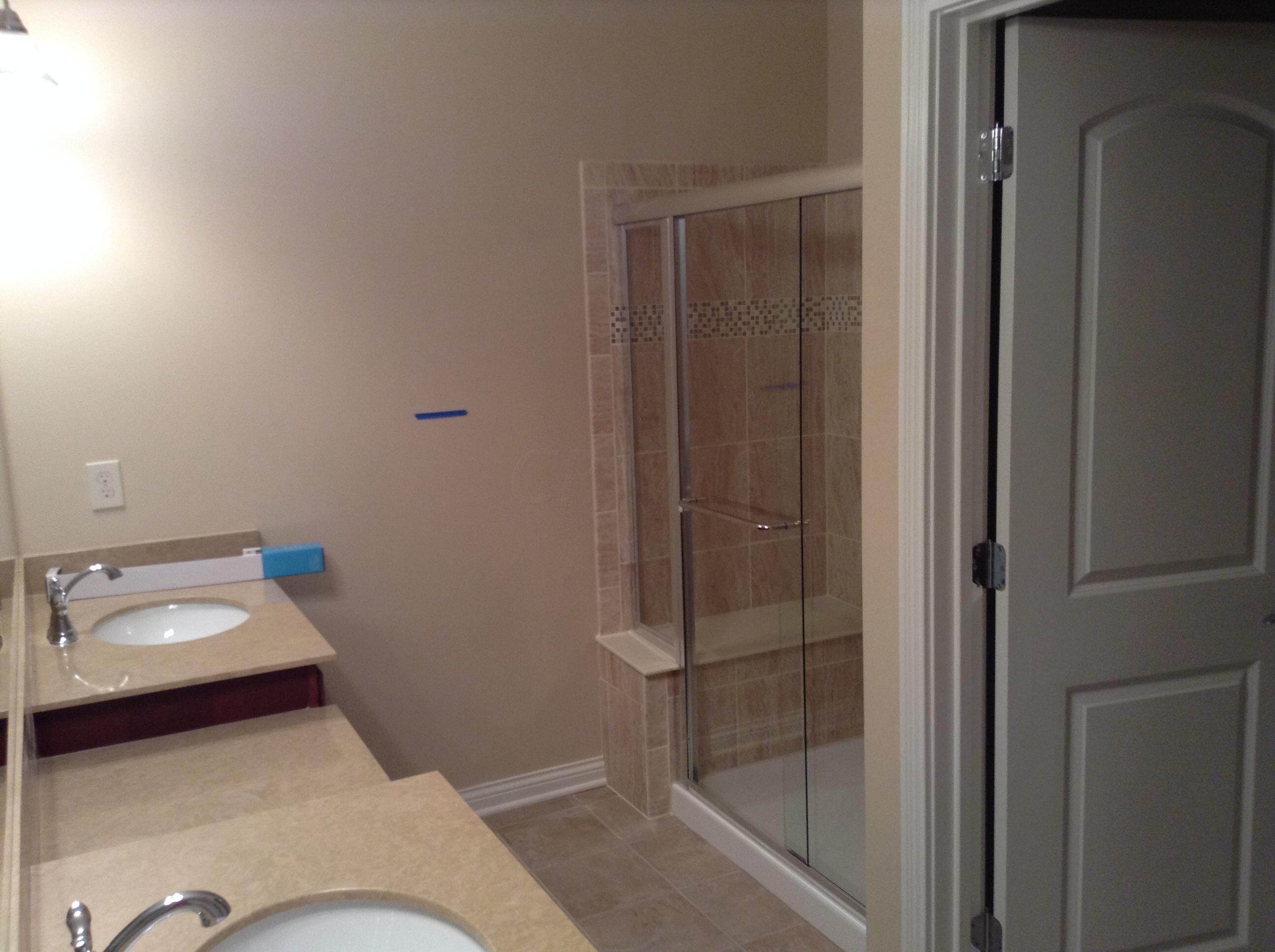 6164 Ray's Way Hilliard, OH 43026 - Photo 8 of 10
