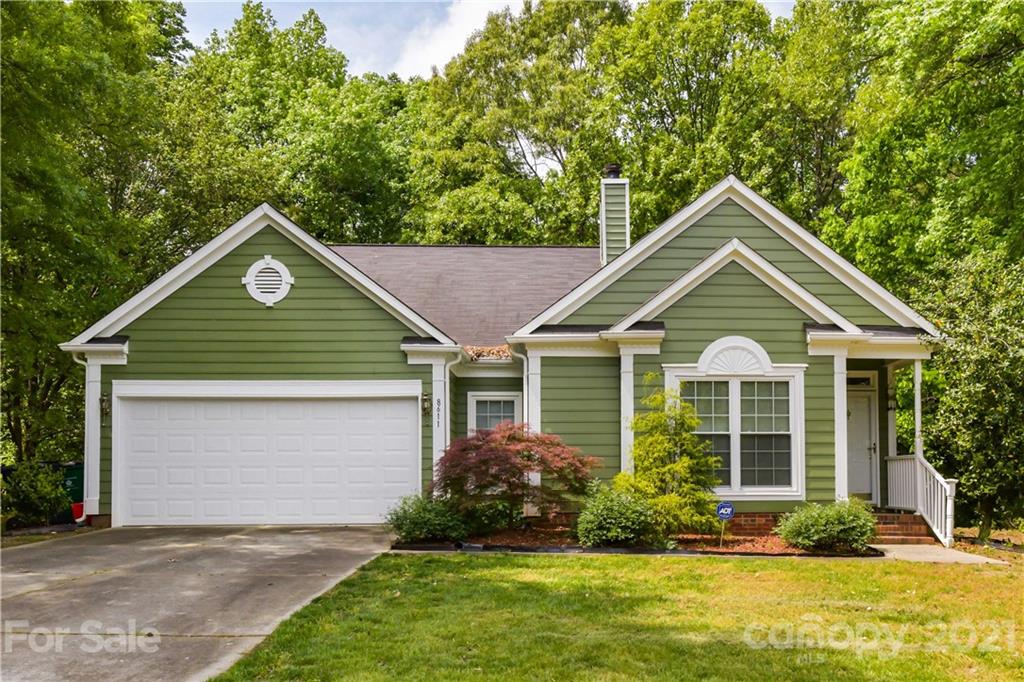 8611 Sam Dee Road Charlotte, NC 28215 - Photo 1 of 40 Gallery Image 1