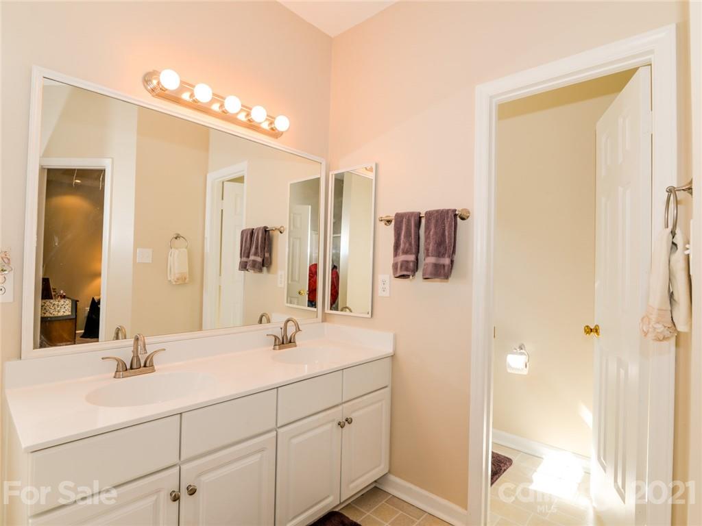 8611 Sam Dee Road Charlotte, NC 28215 - Photo 19 of 40 Gallery Image 19
