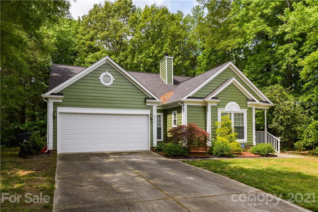 8611 Sam Dee Road Charlotte, NC 28215 - Photo 3 of 40 Gallery Image 3