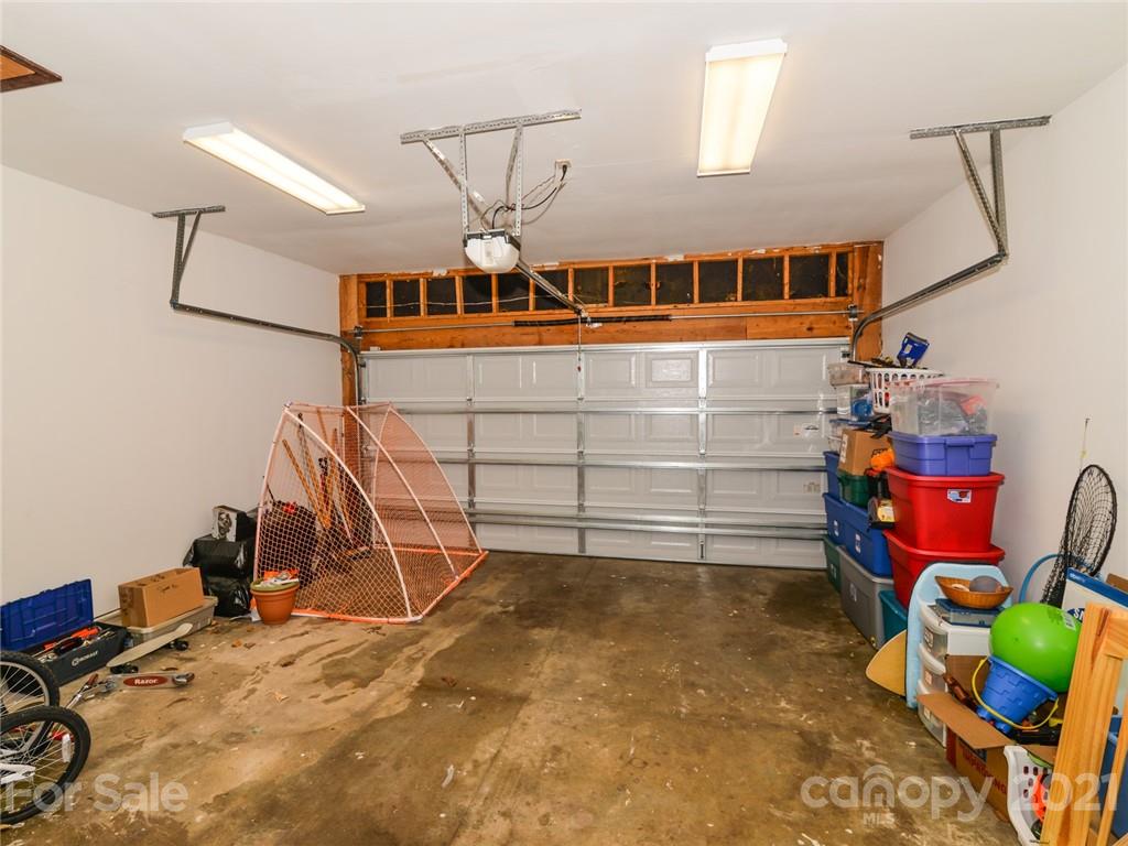 8611 Sam Dee Road Charlotte, NC 28215 - Photo 22 of 40 Gallery Image 22