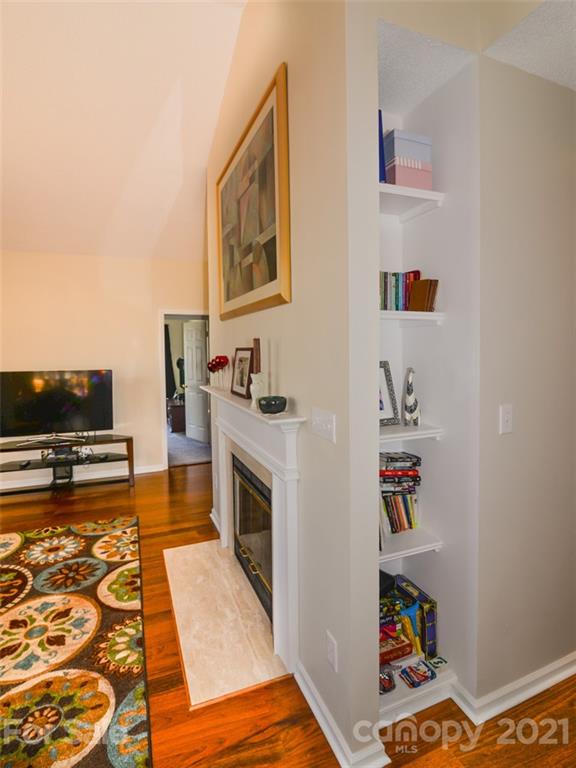 8611 Sam Dee Road Charlotte, NC 28215 - Photo 26 of 40 Gallery Image 26