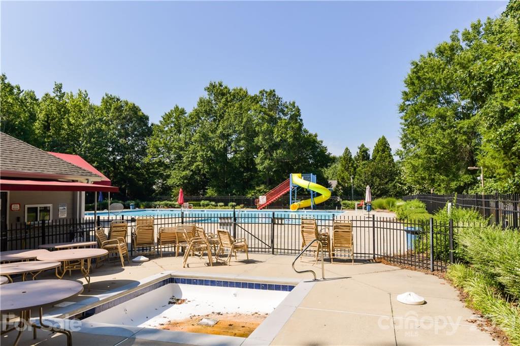 8611 Sam Dee Road Charlotte, NC 28215 - Photo 35 of 40 Gallery Image 35
