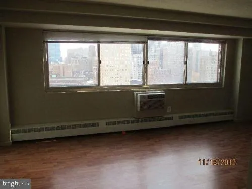 $1,573 | 2101-17 Chestnut Street, Unit 1616, Philadelphia, PA 19103