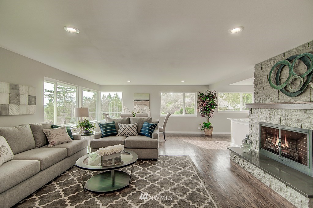 16653 Sylvester Road Southwest Burien, WA 98166 - Photo 2 of 21