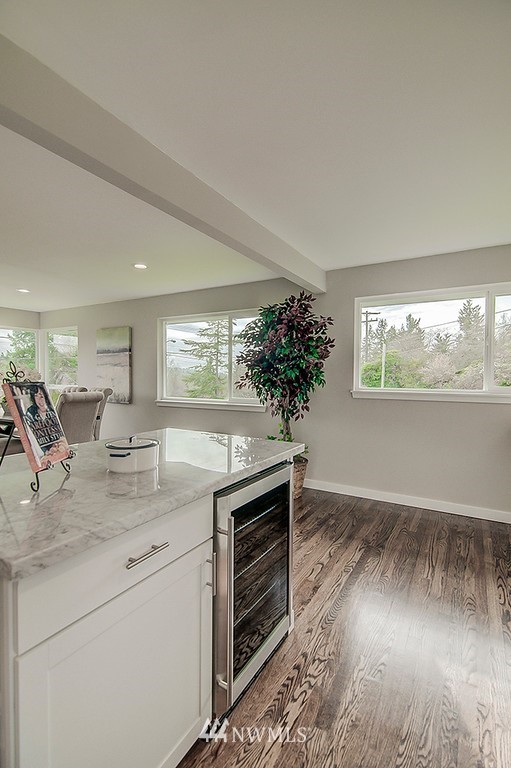 16653 Sylvester Road Southwest Burien, WA 98166 - Photo 11 of 21