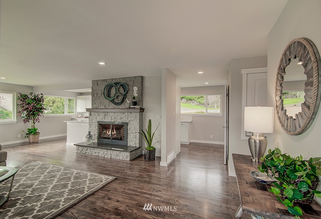 16653 Sylvester Road Southwest Burien, WA 98166 - Photo 3 of 21