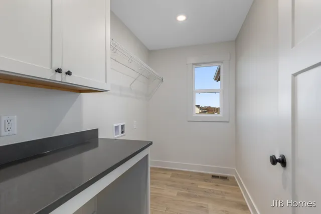 $574,900 | 1615 Round Barn Drive, Hudsonville, MI 49426