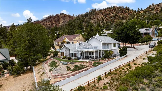 $550,000 | 1116 Highway 2, Wrightwood, CA 92397
